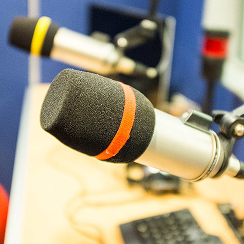 Tra poco a Cuore e Denari – Radio 24 si parlerà di Servizio Civile…